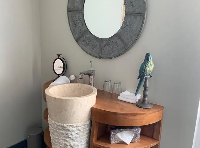 La Pomme D'amour Bed & Breakfast 4*