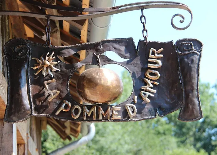 La Pomme D'amour Bed & Breakfast 4*