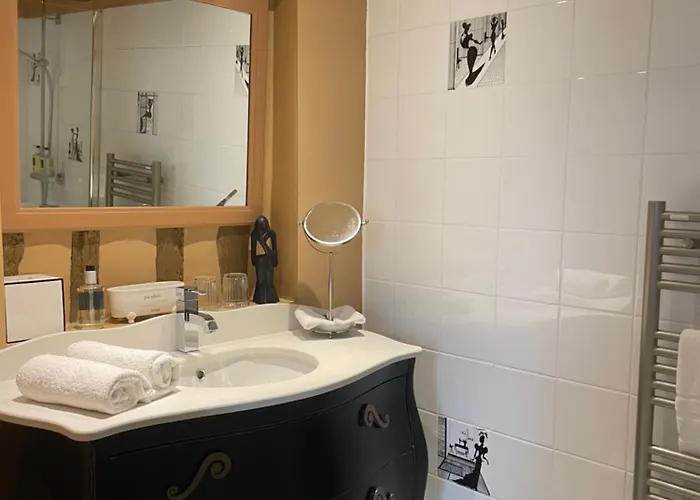 La Pomme D'amour Bed & Breakfast 4*